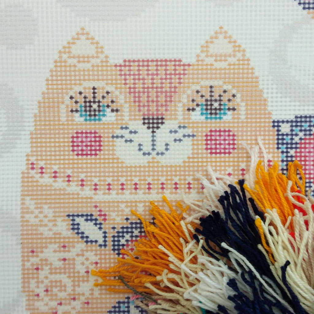 Brvsk Ferine Stamped Cross-Stitch Kit for Adults and Beginners — Cat of Art Nouveau 16″ × 16″ with Clear, Precise Printed Design on Cotton Canvas; Includes 2 Needles, Yarn, and Easy-Read Chart