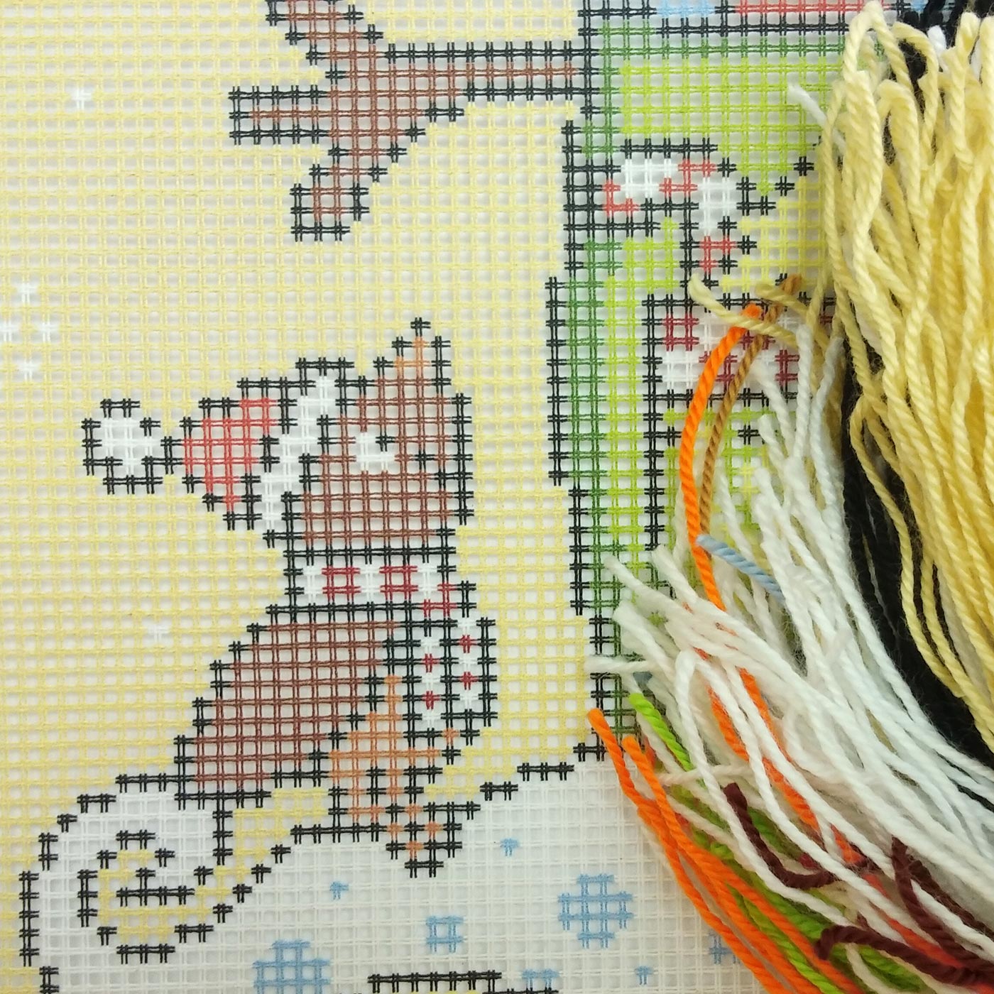 Snowman — Needlepoint Kit 16″ × 16″ by Brvsk