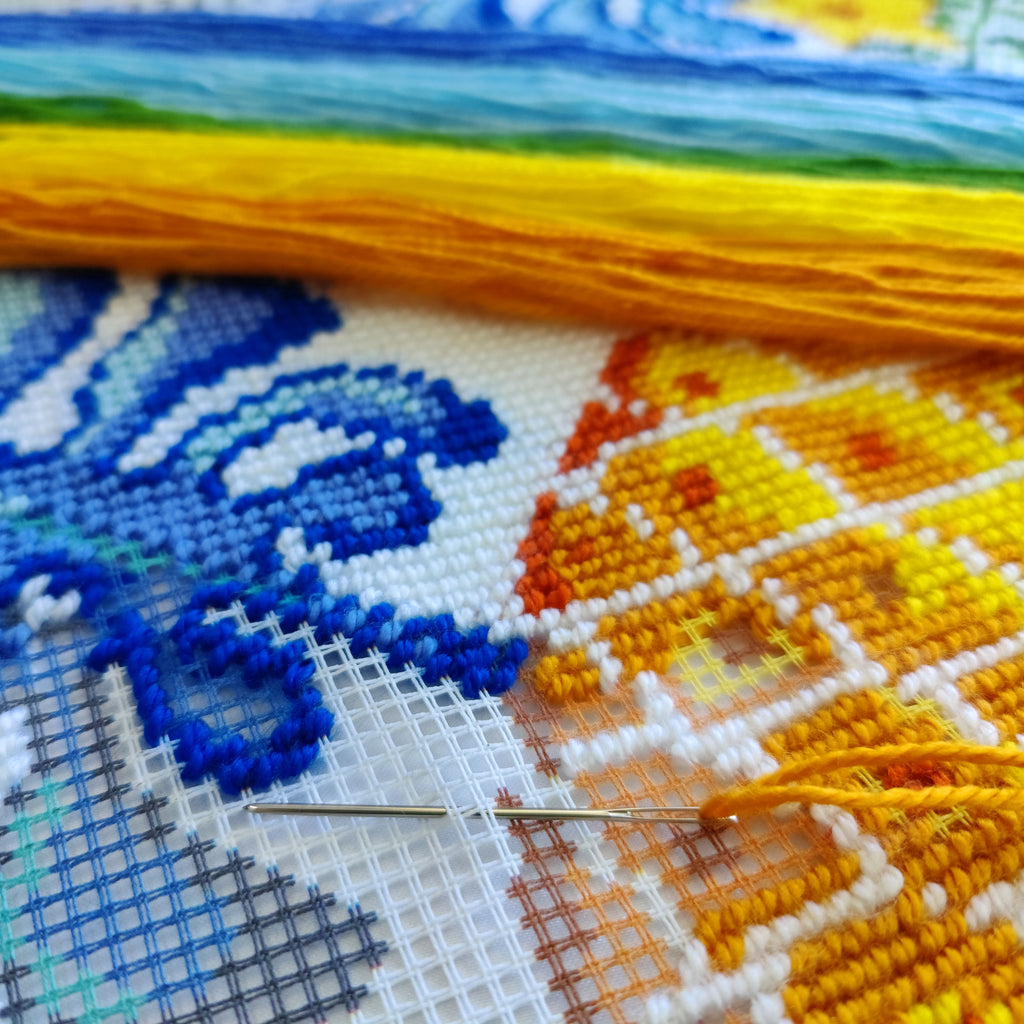Pineapple — Needlepoint Kit 16″ × 16″ by Brvsk