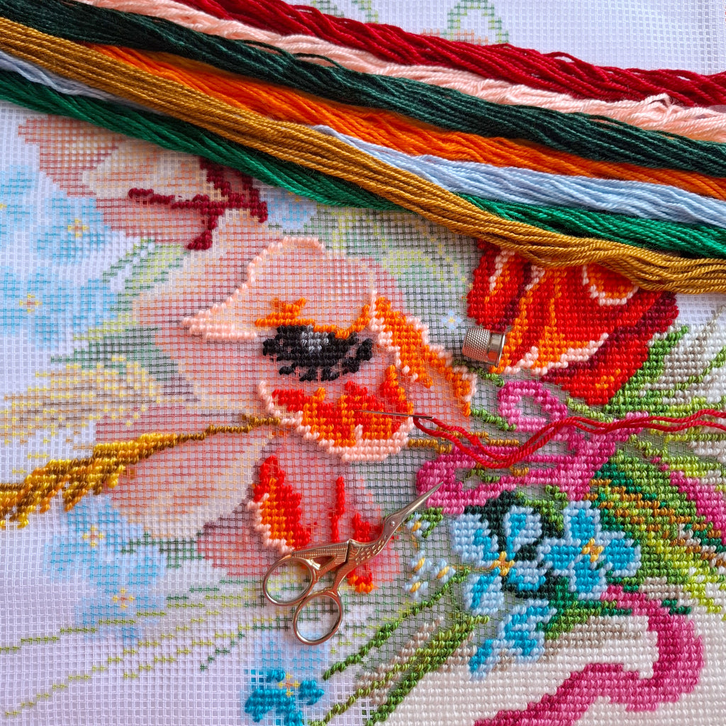 Summer Memories — Needlepoint Kit 16″ × 16″ by Brvsk
