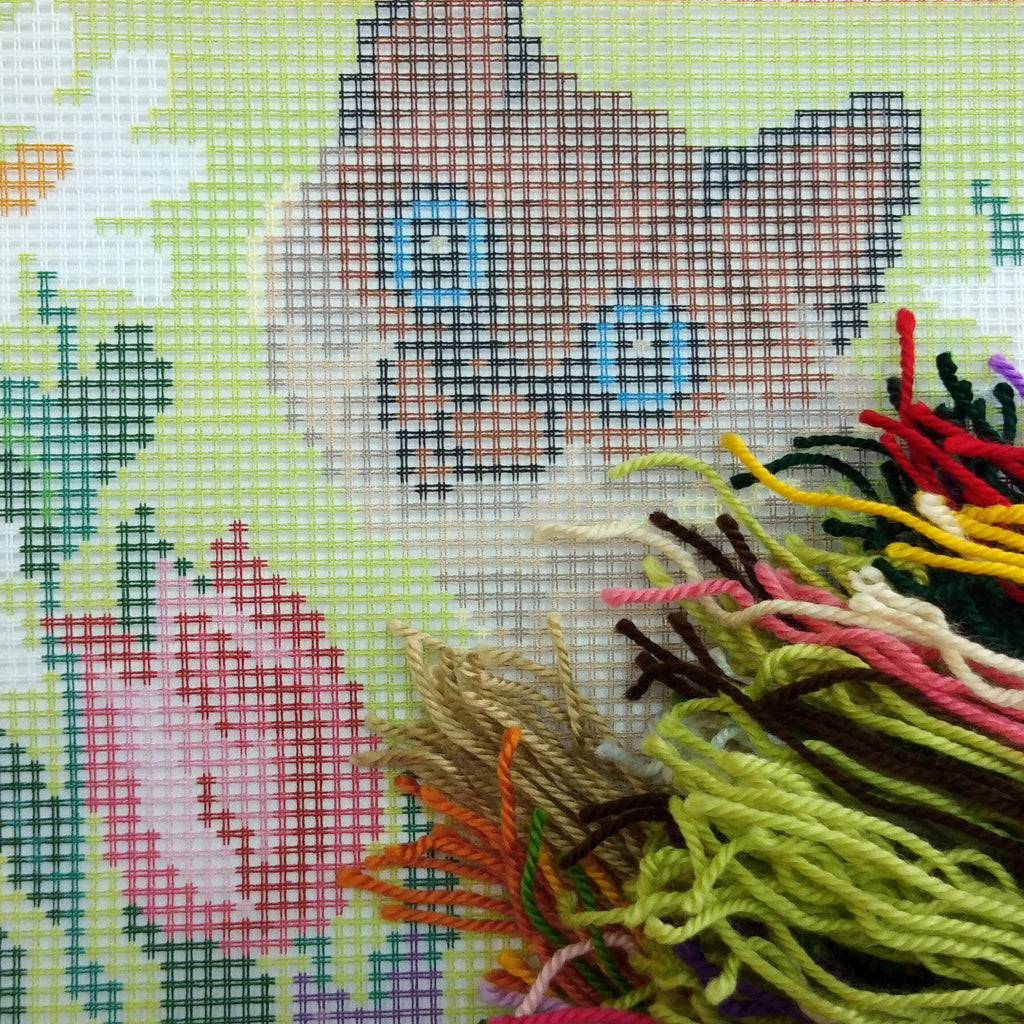 Brvsk Ferine Needlepoint Kit for Adults and Beginners — Siamese Cat 16″ × 16″ with Clear, Precise Printed Design on Cotton Canvas; Includes 2 Needles, Yarn, and Easy-Read Chart