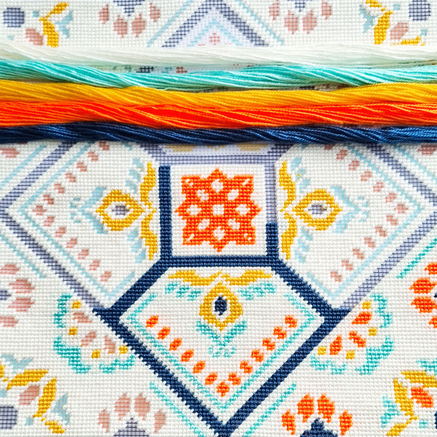 Daylight Clarity — Needlepoint Kit 16″ × 16″ by Brvsk